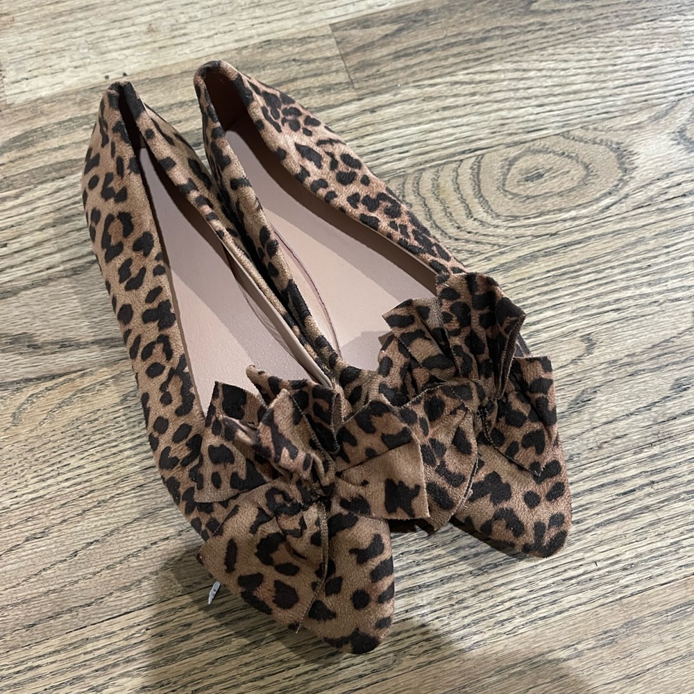 Leopard Print Flats with Bow Detail